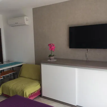 Apartments Rakuljic Podstrana Exterior foto